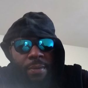 Meet your Posher, Ronnell